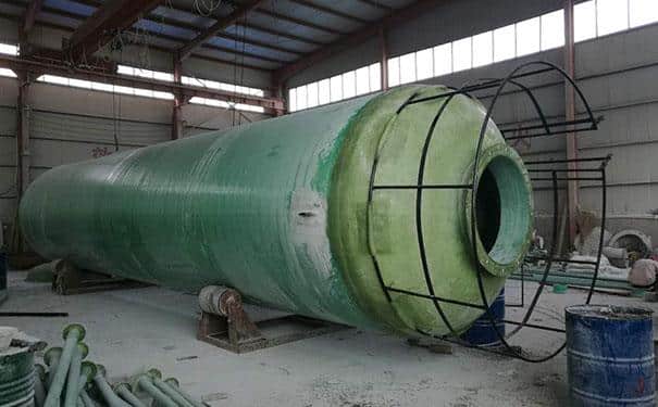 玻璃鋼脫硫塔與鋼構的固定