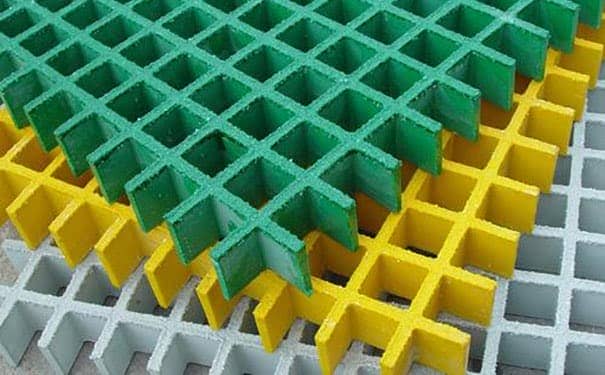 崗巴<a href=/geshan/44.html target=_blank class=infotextkey>玻璃鋼格柵板</a>a廠家